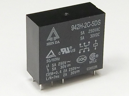 [P-01214]5V 소형 파워 릴레이 접점 용량 5A 2 회로 C 접점 942H-2C-5DS
